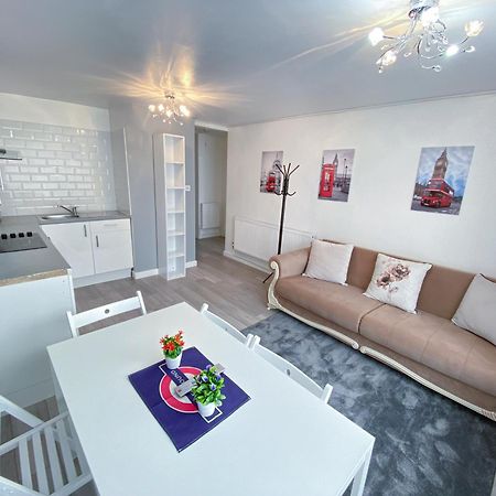 2 Bedroom Flat, Dalston Junction, لندن المظهر الخارجي الصورة
