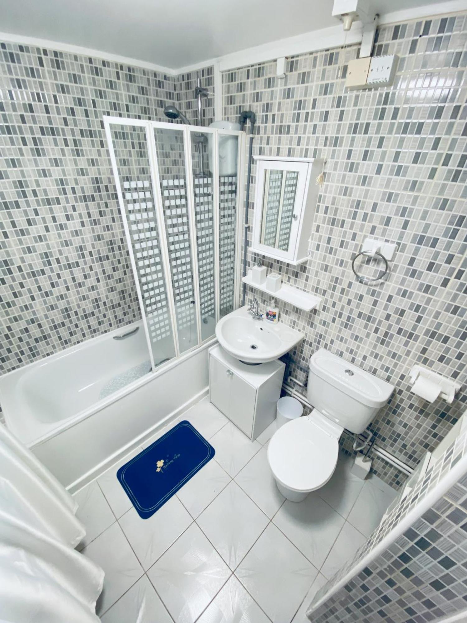 2 Bedroom Flat, Dalston Junction, لندن المظهر الخارجي الصورة